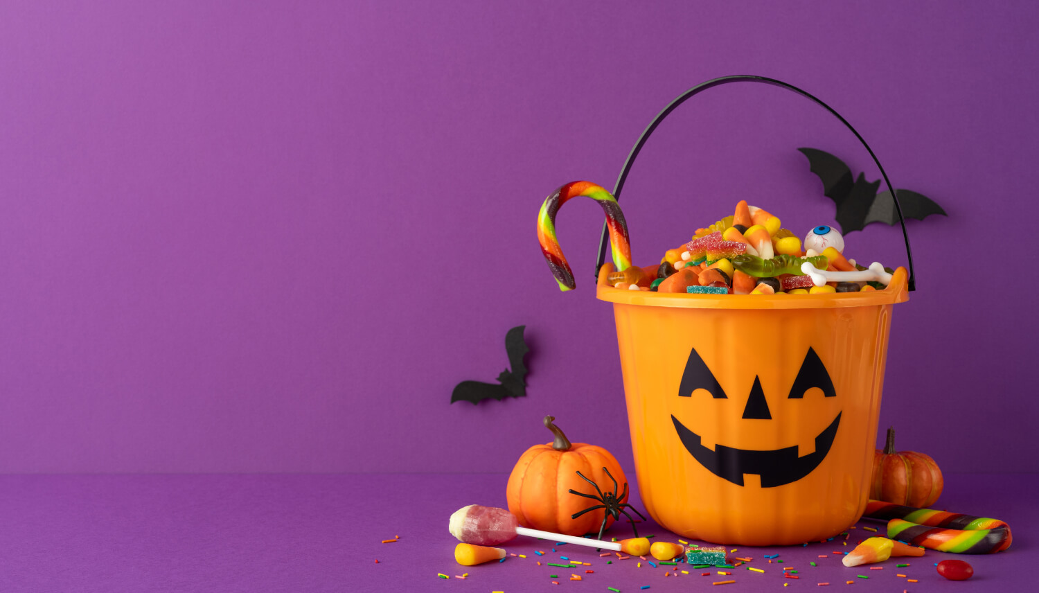 halloween-candy-bucket (1) Halloween candy bucket